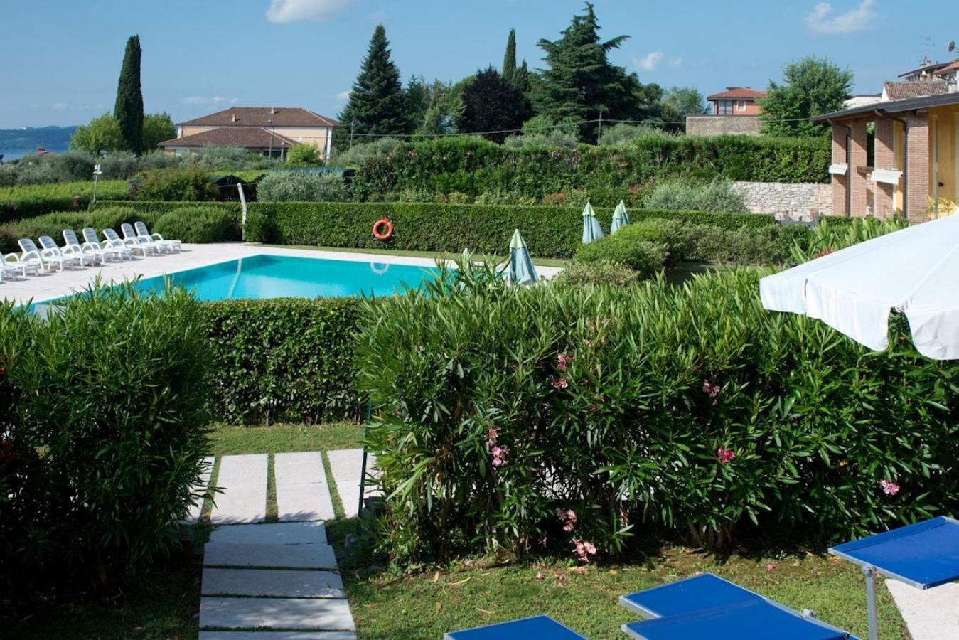 Residence Corte Ferrari -Ciao Vacanze- Moniga del Garda Pokoj fotografie