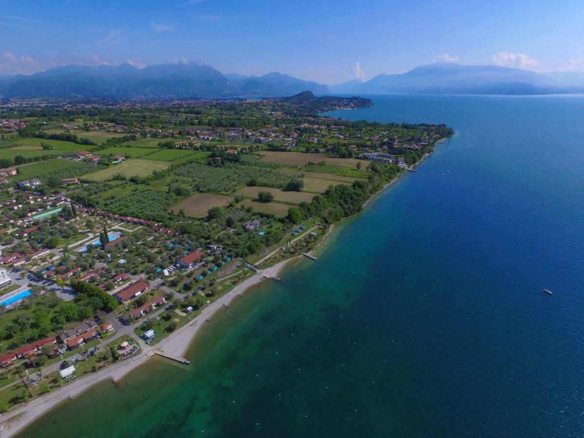 Residence Corte Ferrari -Ciao Vacanze- Moniga del Garda Exteriér fotografie